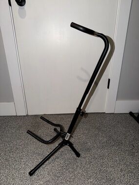 Adjustable Black Guitar Stand